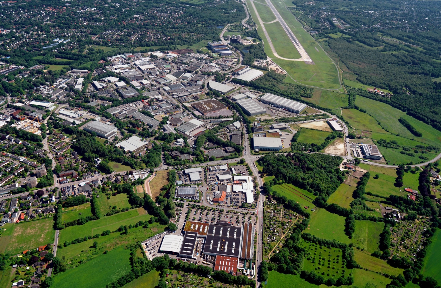 TOOLPORT // über uns